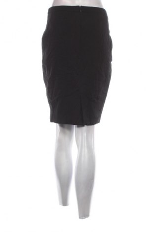 Пола Mango, Размер S, Цвят Черен, Цена 2,04 €