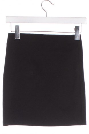 Пола Mango, Размер XS, Цвят Черен, Цена 2,04 €