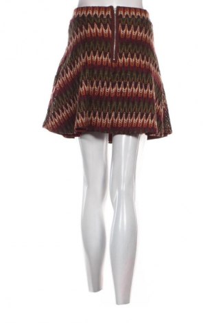 Пола Mango, Размер M, Цвят Многоцветен, Цена 2,04 €