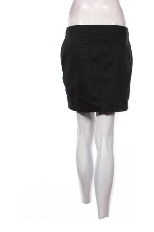 Пола Mango, Размер M, Цвят Черен, Цена 2,04 €