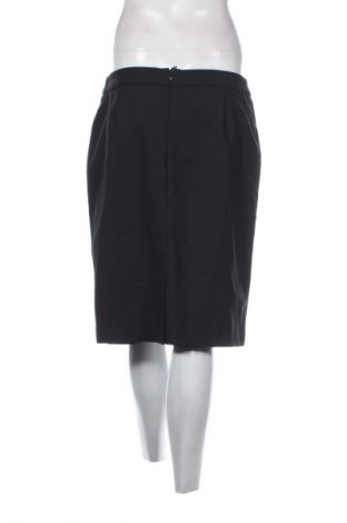 Пола Mark, Размер M, Цвят Черен, Цена 2,04 €