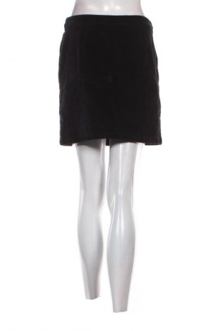 Пола Modstrom, Размер S, Цвят Черен, Цена 2,04 €