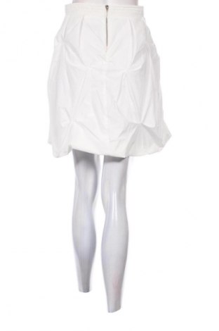 Пола Nelita, Размер M, Цвят Бял, Цена 20,96 €