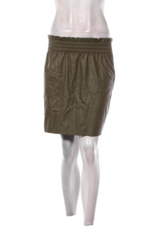 Пола ONLY, Размер S, Цвят Зелен, Цена 2,04 €