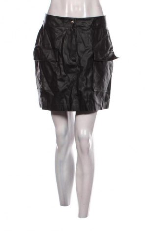 Пола ONLY, Размер M, Цвят Черен, Цена 2,04 €