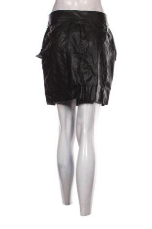 Пола ONLY, Размер M, Цвят Черен, Цена 2,04 €