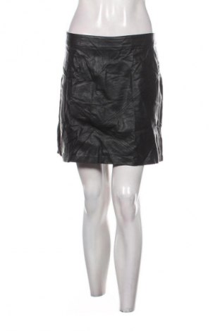 Пола ONLY, Размер L, Цвят Черен, Цена 2,04 €