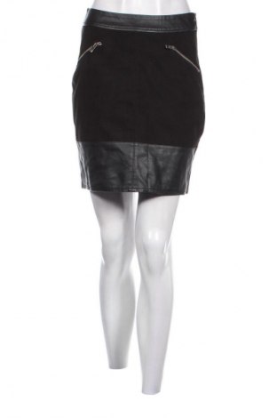 Пола Page One, Размер S, Цвят Черен, Цена 2,04 €