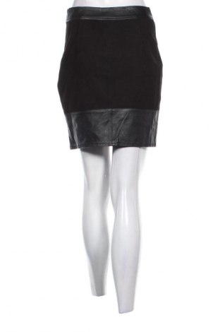 Пола Page One, Размер S, Цвят Черен, Цена 2,04 €