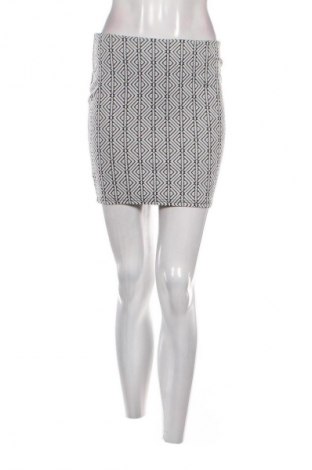 Пола Primark, Размер M, Цвят Многоцветен, Цена 2,04 €