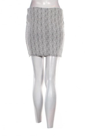 Пола Primark, Размер M, Цвят Многоцветен, Цена 2,04 €