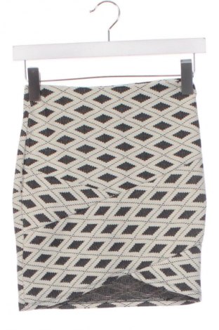 Пола Primark, Размер XXS, Цвят Многоцветен, Цена 2,04 €