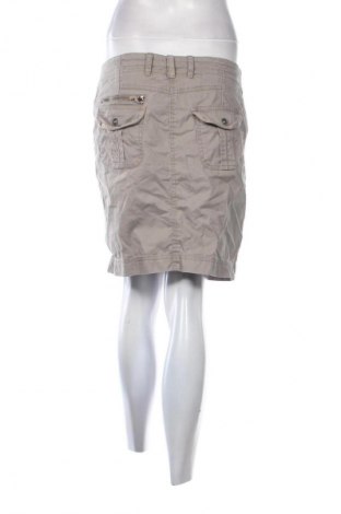 Пола S.Oliver, Размер M, Цвят Кафяв, Цена 2,04 €