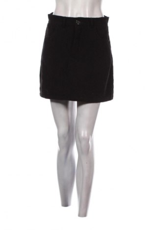 Пола SHEIN, Размер M, Цвят Черен, Цена 2,55 €