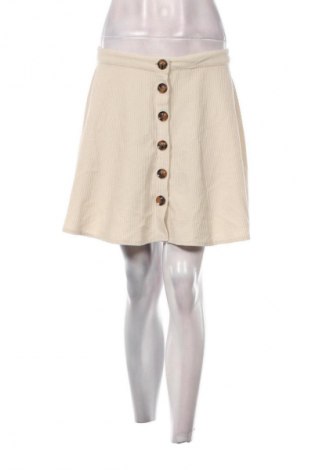 Пола SHEIN, Размер M, Цвят Бежов, Цена 2,04 €