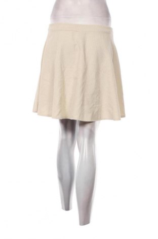 Пола SHEIN, Размер M, Цвят Бежов, Цена 2,04 €