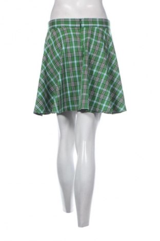 Пола SHEIN, Размер M, Цвят Многоцветен, Цена 2,04 €