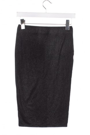 Пола Terranova, Размер XS, Цвят Черен, Цена 2,04 €