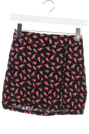 Пола Trendyol, Размер XS, Цвят Многоцветен, Цена 2,55 €