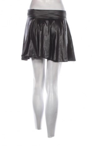 Пола Unbranded, Размер S, Цвят Черен, Цена 2,04 €