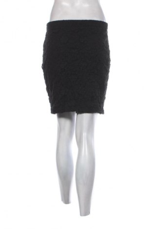 Пола Unbranded, Размер S, Цвят Черен, Цена 2,04 €