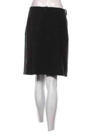 Пола Unbranded, Размер M, Цвят Черен, Цена 2,04 €