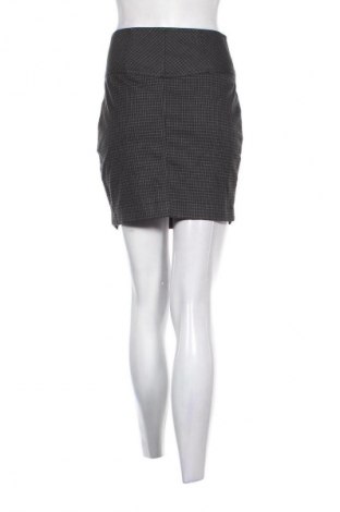 Пола Unbranded, Размер S, Цвят Многоцветен, Цена 2,04 €