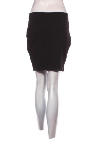 Пола Unbranded, Размер M, Цвят Черен, Цена 2,04 €