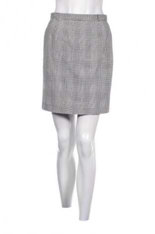 Пола Unbranded, Размер M, Цвят Многоцветен, Цена 2,04 €