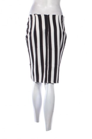 Пола Unbranded, Размер M, Цвят Многоцветен, Цена 2,04 €