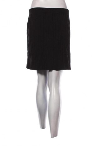 Пола VILA, Размер M, Цвят Черен, Цена 2,04 €