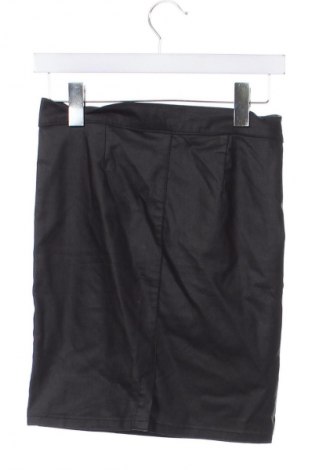 Пола VILA, Размер S, Цвят Черен, Цена 2,04 €