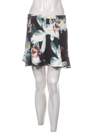 Пола VILA, Размер S, Цвят Многоцветен, Цена 2,04 €