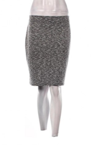 Пола Yessica, Размер L, Цвят Многоцветен, Цена 2,04 €