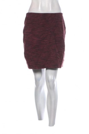 Пола Yessica, Размер L, Цвят Червен, Цена 2,04 €