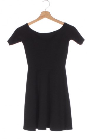 Ruha Bershka, Méret S, Szín Fekete, Ár 1 509 Ft