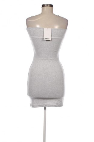 Ruha Bershka, Méret M, Szín Szürke, Ár 1 959 Ft