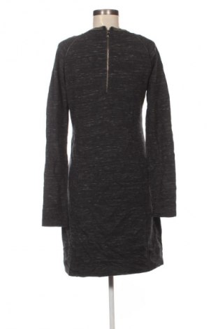 Šaty  Maison Scotch, Velikost S, Barva Šedá, Cena  59,00 Kč