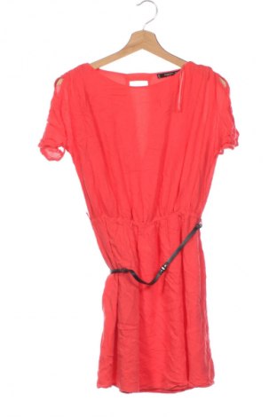 Šaty  Mango, Velikost XS, Barva Červená, Cena  119,00 Kč