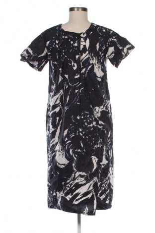 Рокля Marni, Размер M, Цвят Многоцветен, Цена 81,80 €