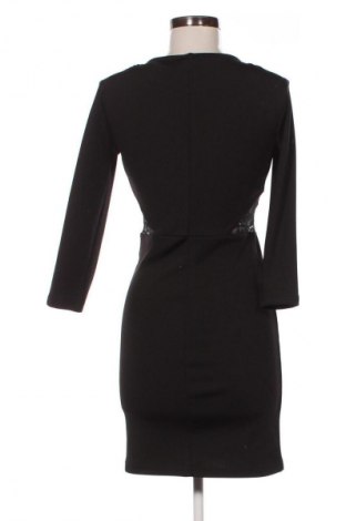 Sukienka Stradivarius, Rozmiar L, Kolor Czarny, Cena 26,99 zł