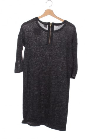 Šaty  Vero Moda, Velikost XS, Barva Šedá, Cena  129,00 Kč
