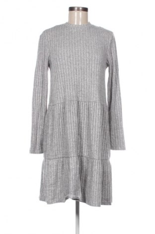 Šaty  Yessica, Velikost M, Barva Šedá, Cena  59,00 Kč