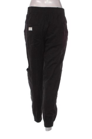  Bershka, Mărime M, Culoare Negru, Preț 123,99 Lei
