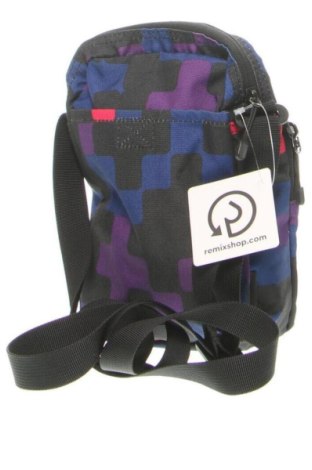 Geantă Nike, Culoare Multicolor, Preț 85,00 Lei