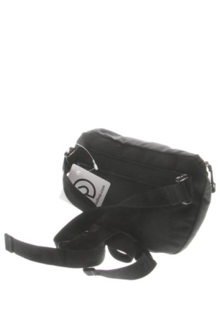 Deréktáska Highlander, Szín Fekete, Ár 4 439 Ft