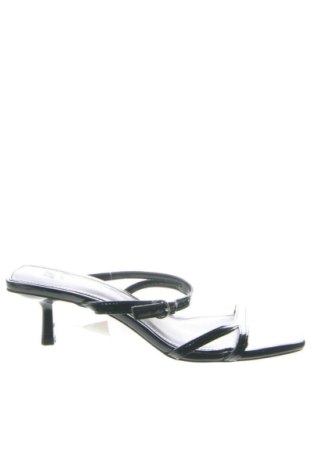 Pantofle H&M, Velikost 38, Barva Černá, Cena  980,00 Kč