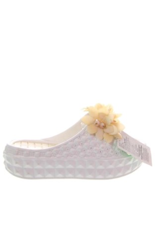 Γυναικείες παντόφλες Unbranded, Μέγεθος 39, Χρώμα Λευκό, Τιμή 26,00 €