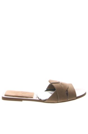 Чехли Zara, Размер 35, Цвят Бежов, Цена 32,00 €