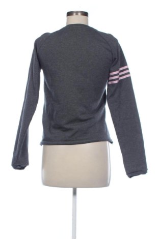 Дамска блуза Adidas, Размер S, Цвят Сив, Цена 35,00 €